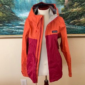 Patagonia XXS Women’s Torrentshell Jacket.